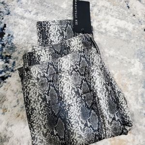 Bagatelle.nyc python pants grey